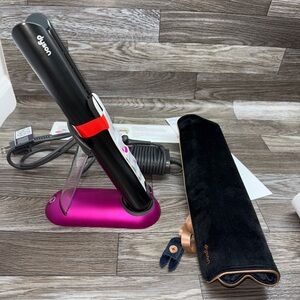 Dyson Corrale Hair Straightener in Black and Pink